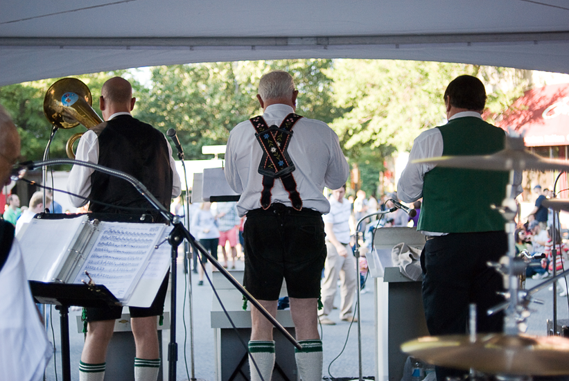 Oktoberfest in Shirlington - Arlington, Virginia event photographer