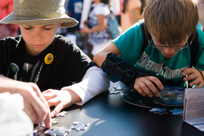 solving puzzles - DC event photographer