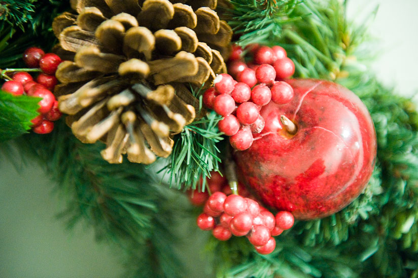 wreath detail from the hallway