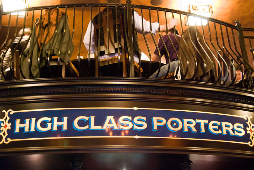 20110108_beckett_0001 high class porters