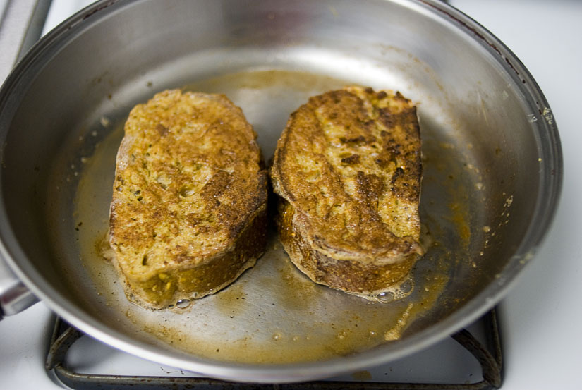 french toast cooking