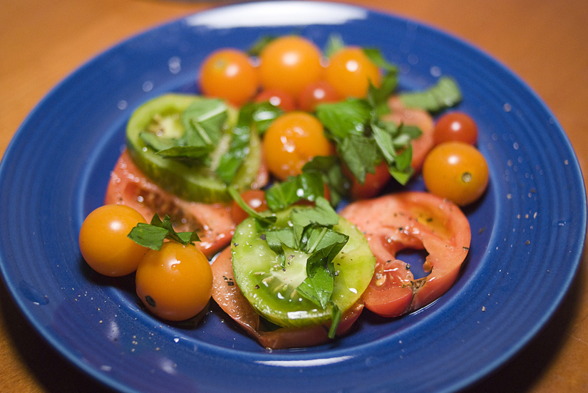 delicious tomato and basil salad