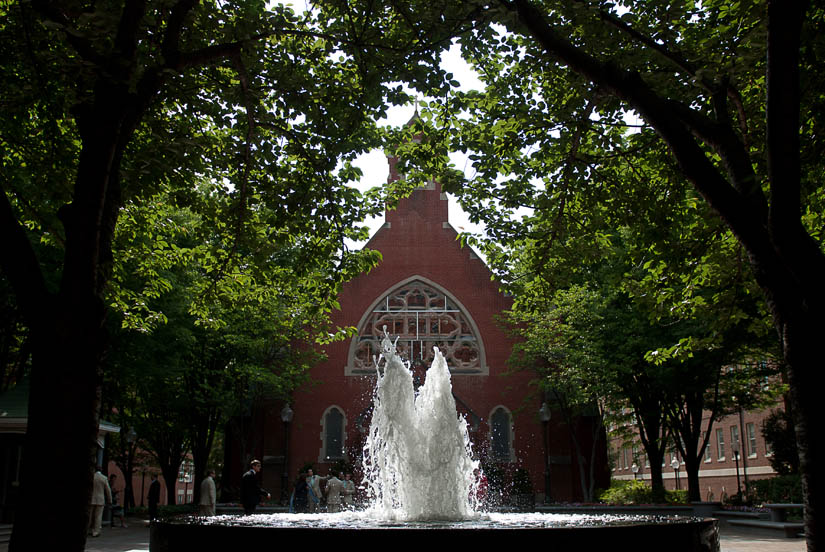 Dahlgren Chapel on Georgetown University campus