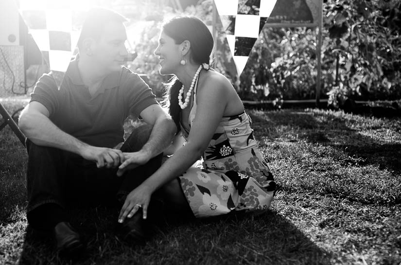 black and white engagement photos