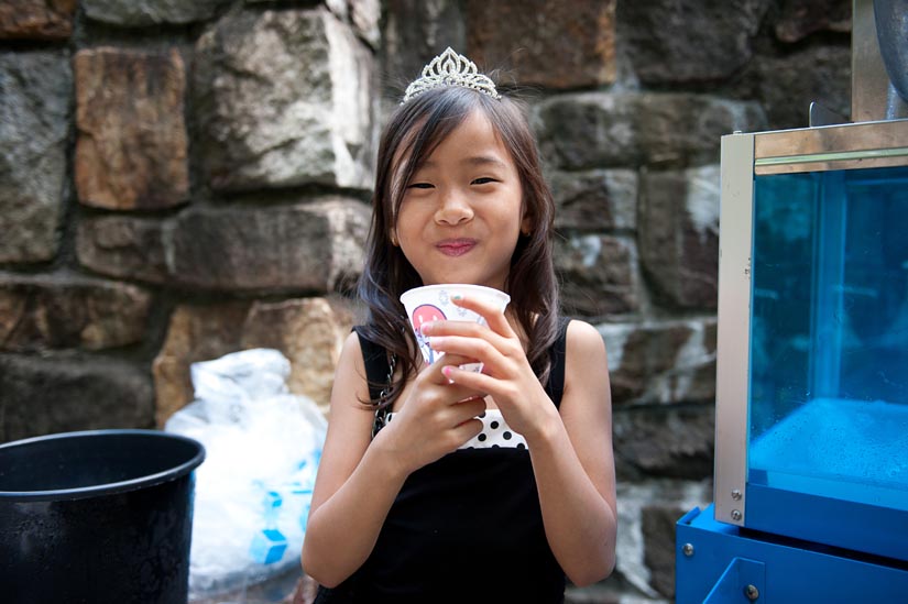 sno cone machine at a wedding