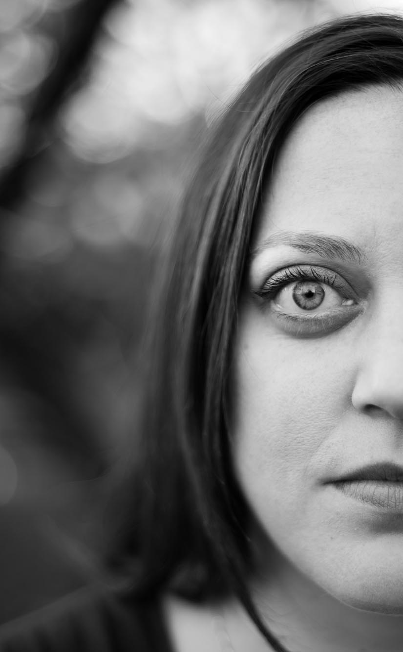 close-up of engaged girl at dumbarton oaks