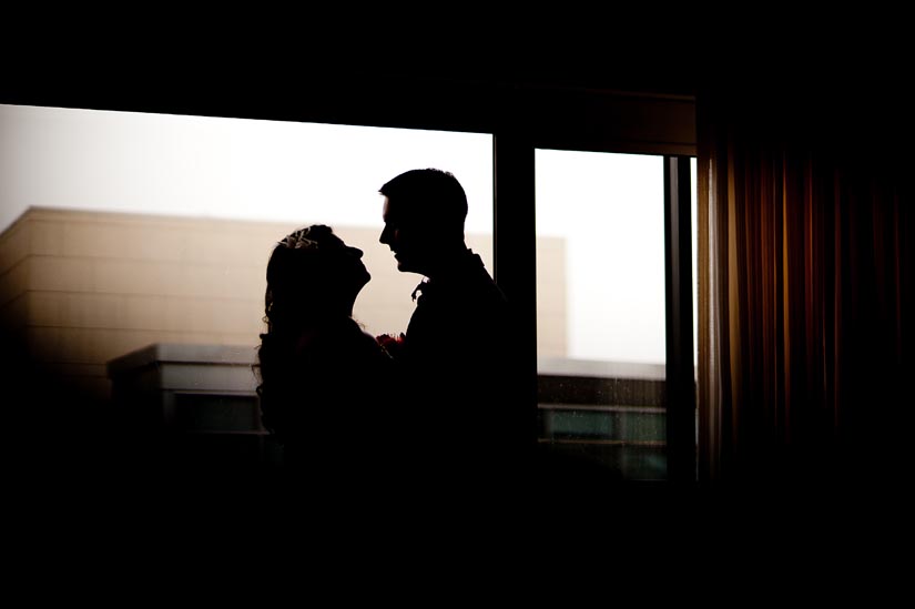 20111029_molly-brian-wedding_0242 bride and groom silhouette at national press club