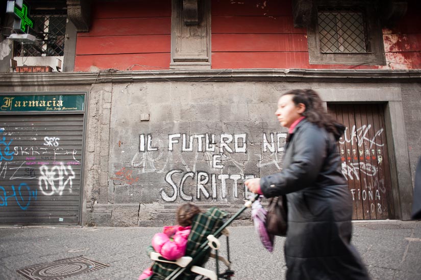 il futuro no e scritto - naples, italy