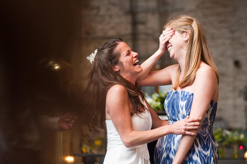 bride and her sister