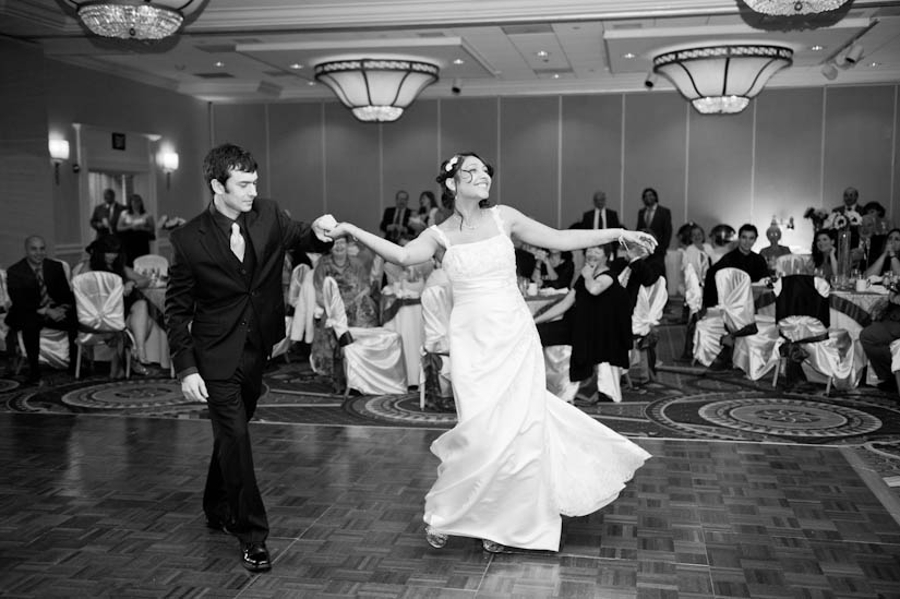 beautiful first dance shot at dulles airport marriott