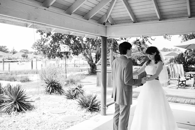 first look photos on family patio