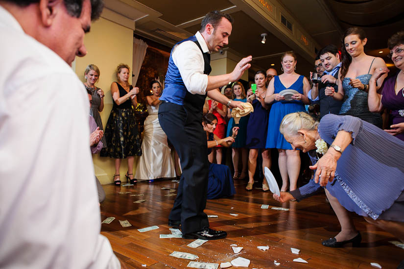 breaking plates at washington dc wedding