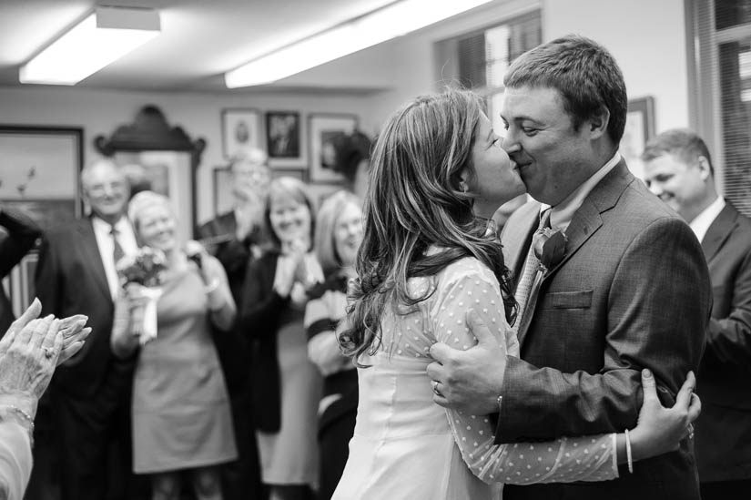 wedding photography at courthouse