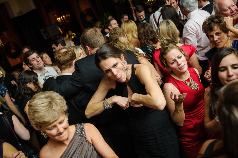 guests dancing at maryland club wedding