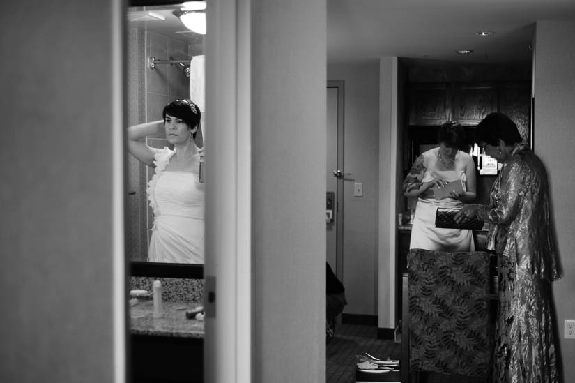 getting ready images from a wedding