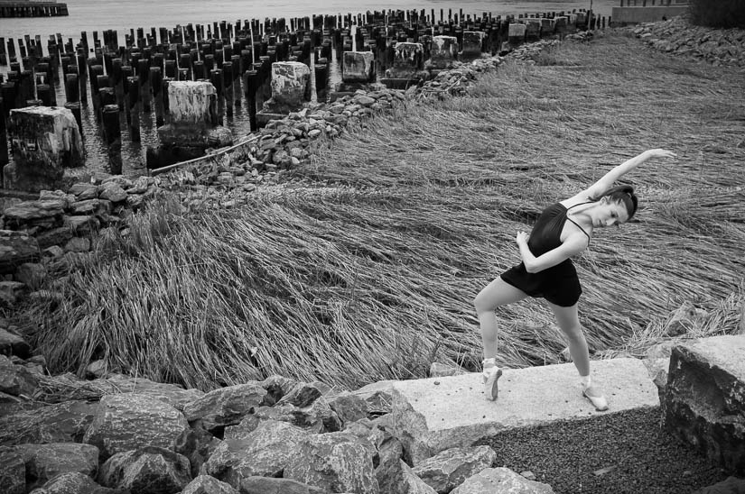 ballerina dancing at the brooklyn waterfront