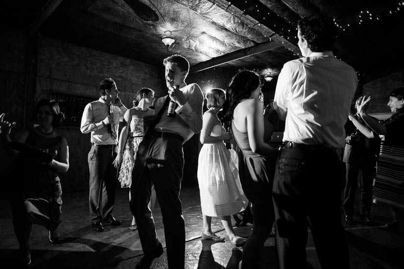 groom does air guitar at bluemont vineyard wedding