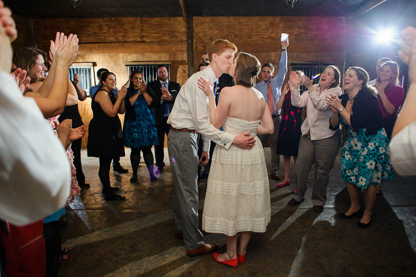 last dance of the night at bluemont vineyard wedding