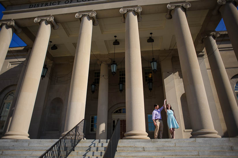 engagement photos with columns in washington dc