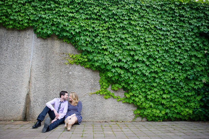 engagement photos at the hirshhorn museum