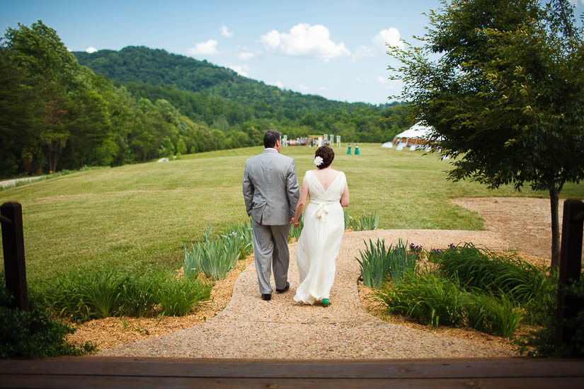 bride and her father walking to the charlottesville wedding ceremony