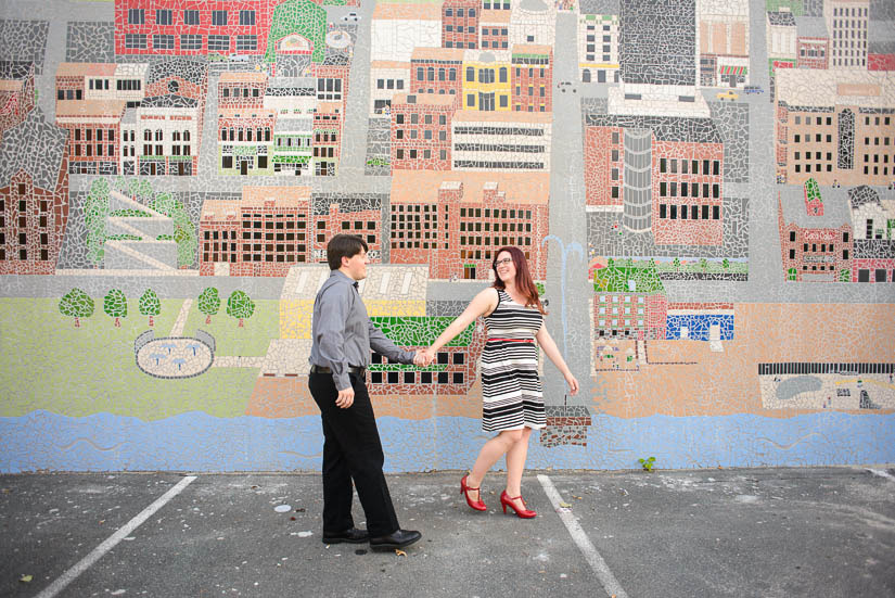 engagement photos in downtown lynchburg