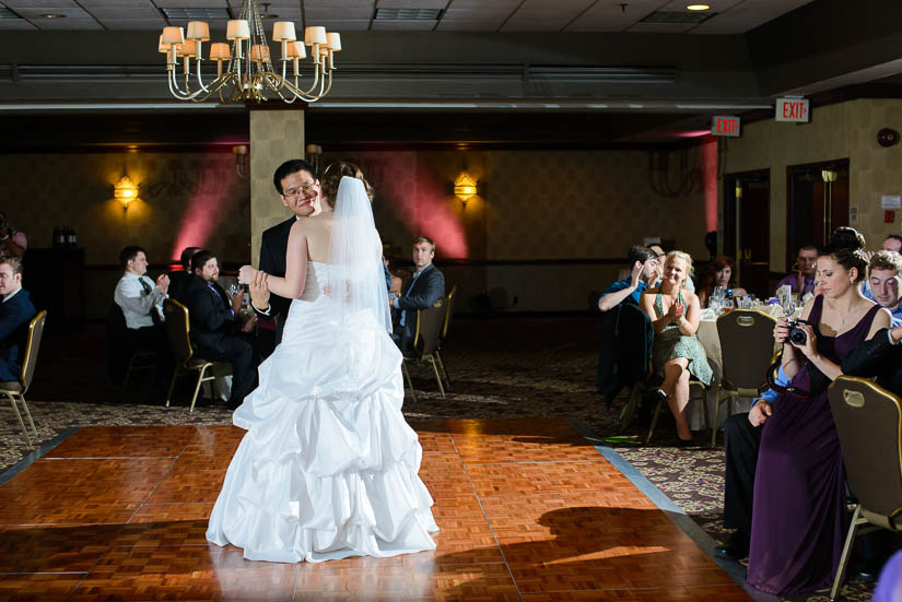 first dance photos in arlington wedding