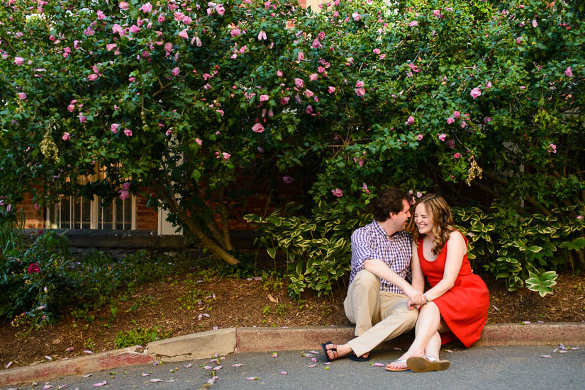 engagement photos on georgetown campus