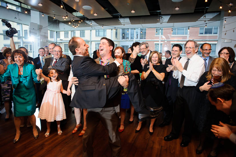 father of the bride dancing during klezmer at visarts