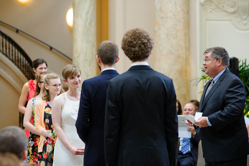 wedding photojournalism in the rotunda at carnegie institution for science