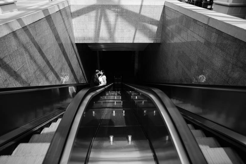 wedding portraits on the metro escalators in courthouse