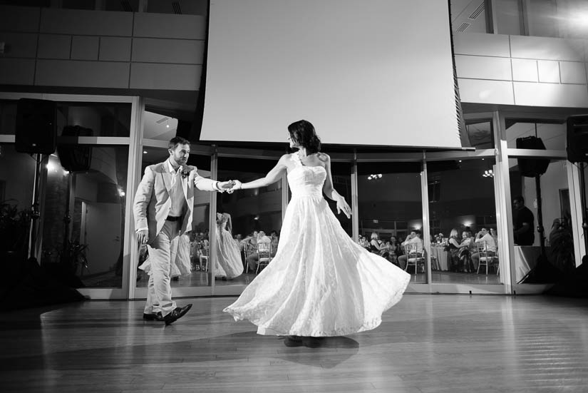 dramatic first dance at the woodlands at algonkian wedding