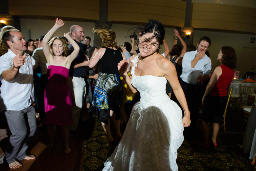 bride getting down at the woodlands at algonkian wedding