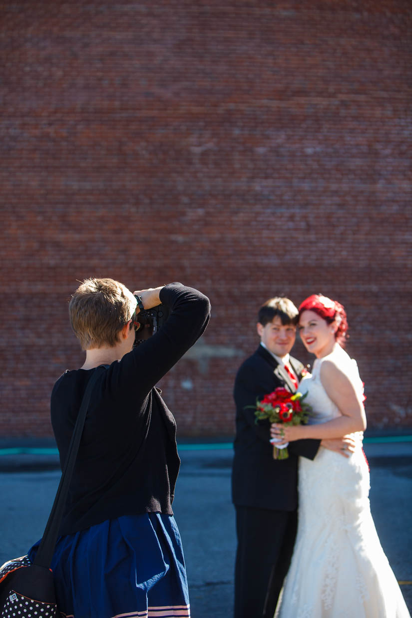 wedding-photographer-behind-the-scenes-7