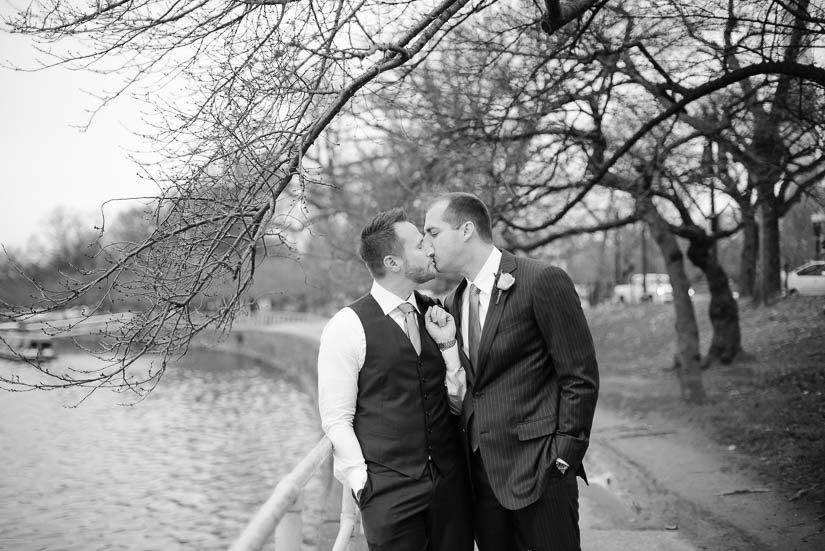 gay-wedding-jefferson-memorial-washington-dc-8