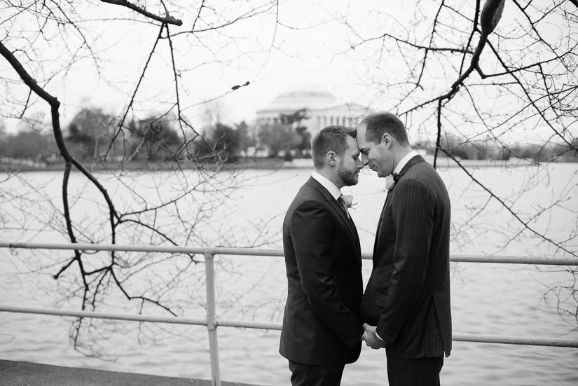 gay-wedding-jefferson-memorial-washington-dc-9